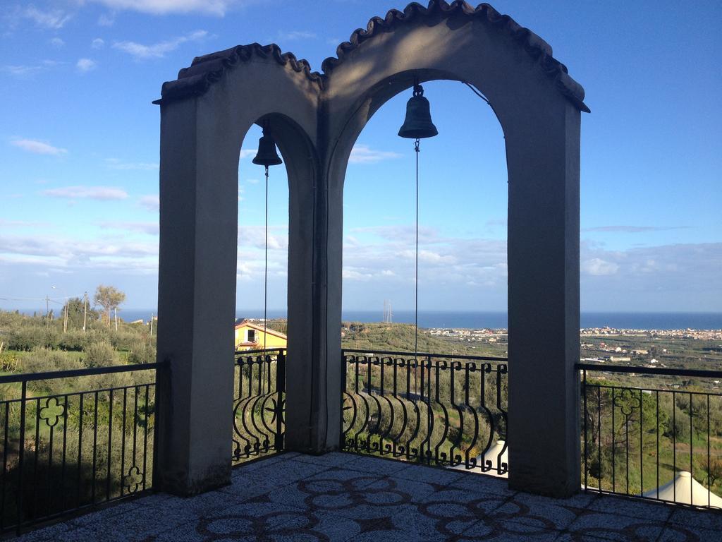 Villa Martius San Pier Niceto ภายนอก รูปภาพ